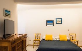 Free Parking - Centro Citta Via Caffaro